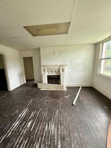 332 Old Campus Rd Road, Frenchburg, KY 40322