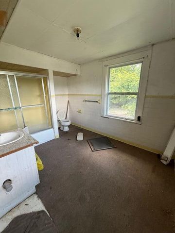 332 Old Campus Rd Road, Frenchburg, KY 40322