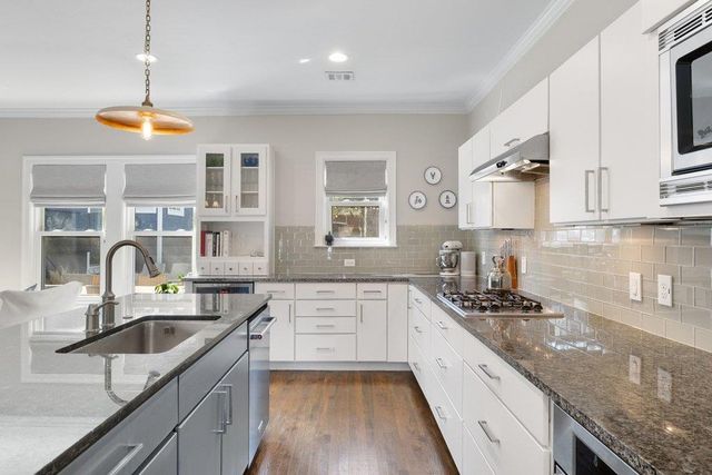 1619 Mohle DR, Austin, TX 78703