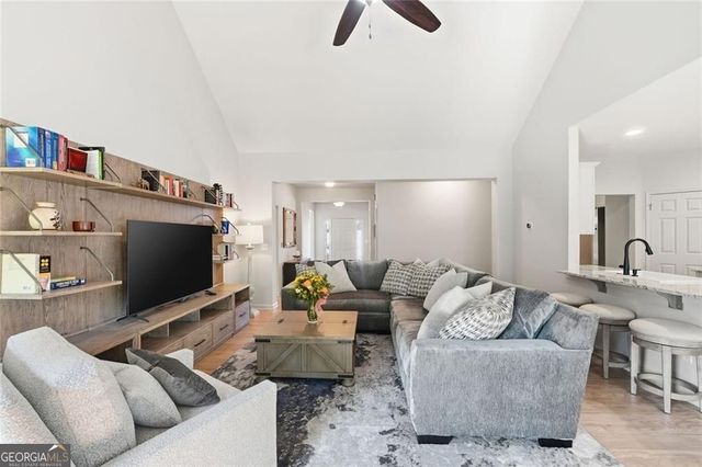 2351 Owens Valley Run, Kennesaw, GA 30152