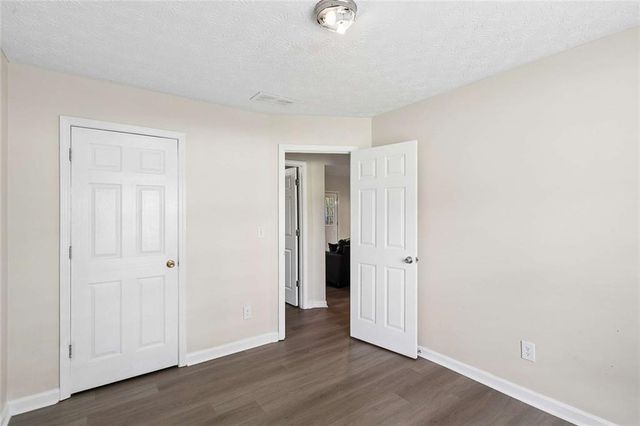 20 Creekview Court, Covington, GA 30016