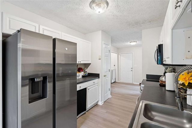 20 Creekview Court, Covington, GA 30016