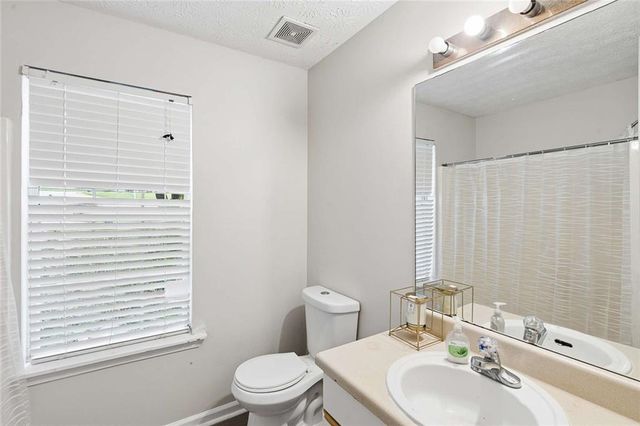 20 Creekview Court, Covington, GA 30016