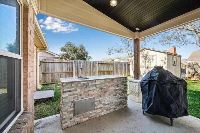 2604 Northern Drive, League City, TX 77573