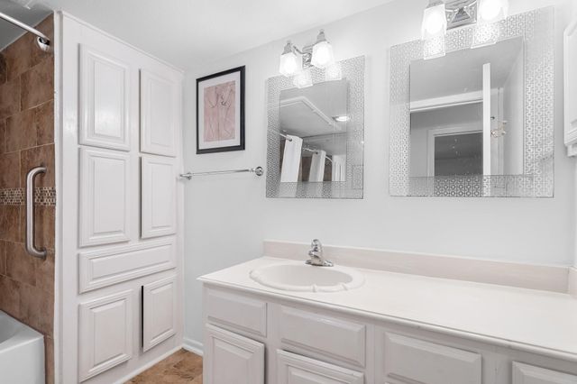 438 Yacht Club Drive C, Rockwall, TX 75032