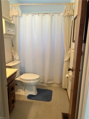 103 Belgrave RD, Newport News, VA 23602