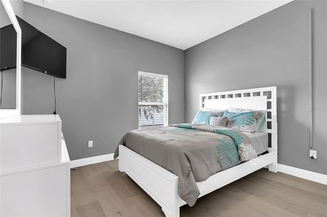 100 AURORA LANE, Kissimmee, FL 34758