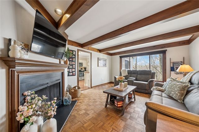 305 Butternut Ct, Harmar, PA 15238