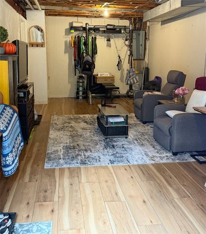 305 Butternut Ct, Harmar, PA 15238