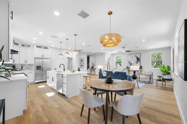1004 W HENRY AVENUE, Tampa, FL 33604