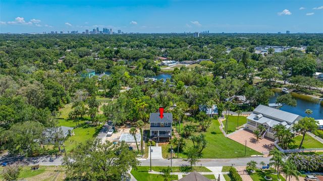 1004 W HENRY AVENUE, Tampa, FL 33604