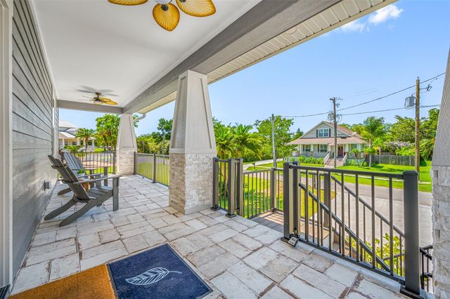 1004 W HENRY AVENUE, Tampa, FL 33604