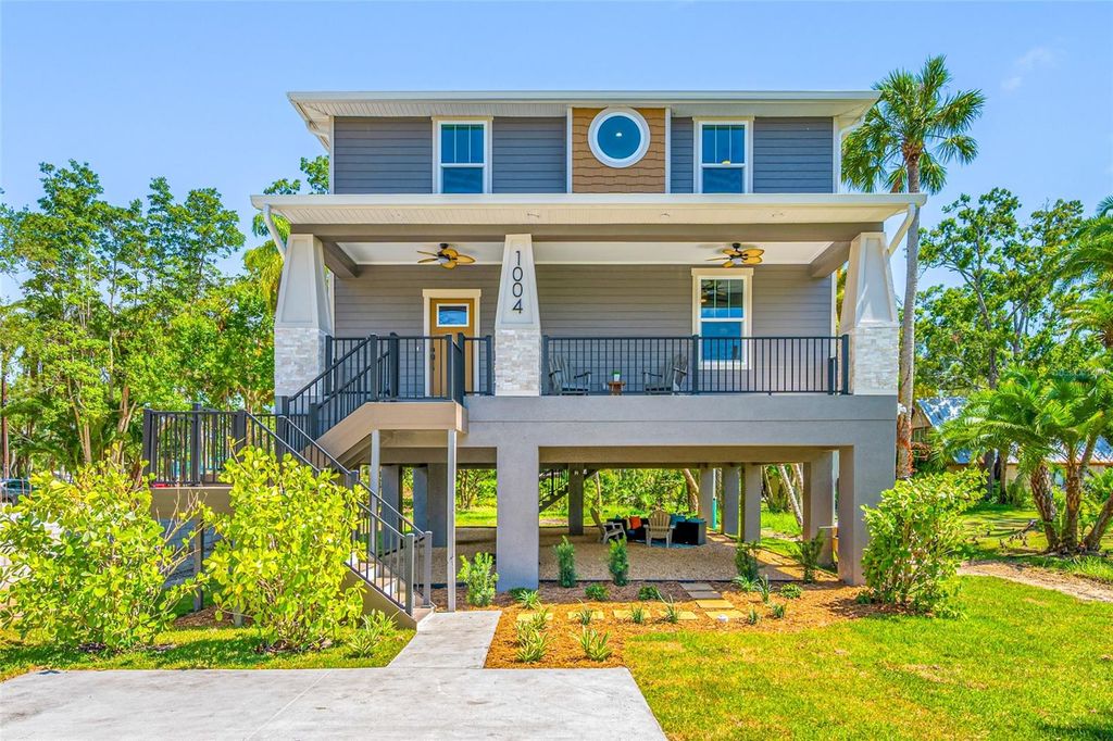 1004 W HENRY AVENUE, Tampa, FL 33604