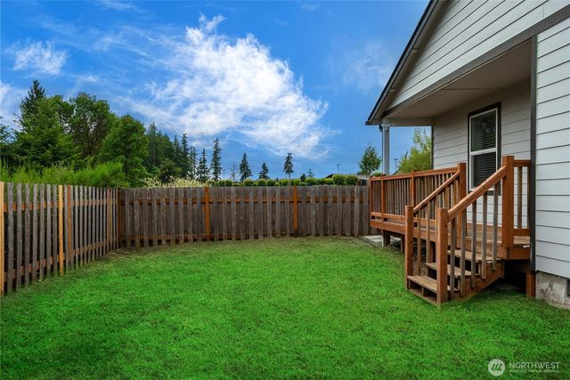 521 W B St, Shelton, WA 98584