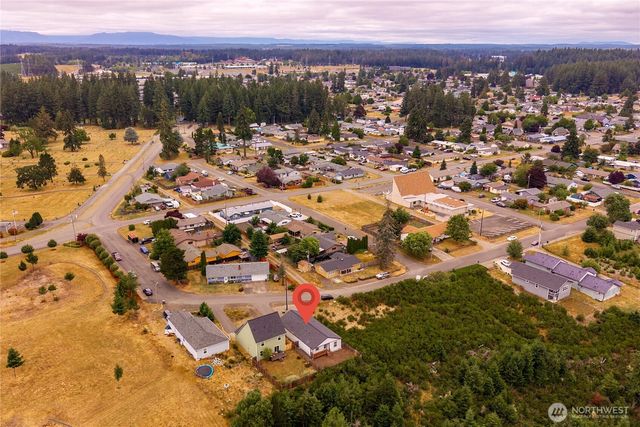 521 W B St, Shelton, WA 98584