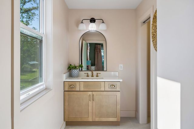8013 Wikle Rd, E, Brentwood, TN 37027