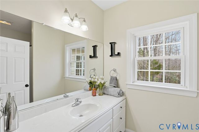 2125 Ettington Ln, Mechanicsville, VA 23111