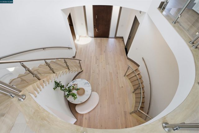 11 Bigleaf Road, Orinda, CA 94563