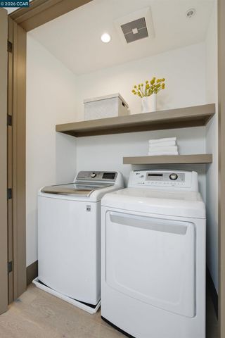 11 Bigleaf Road, Orinda, CA 94563