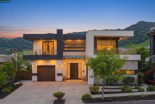 11 Bigleaf Road, Orinda, CA 94563