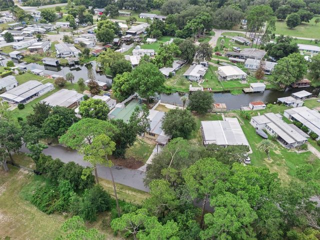 13602 PALM DRIVE, Astatula, FL 34705