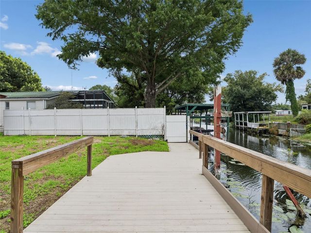 13602 PALM DRIVE, Astatula, FL 34705