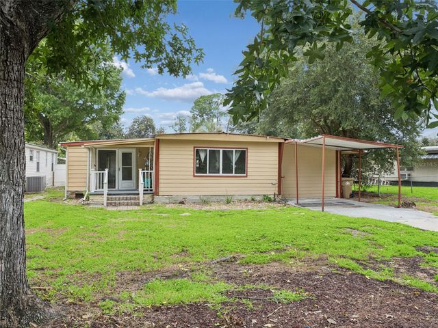 13602 PALM DRIVE, Astatula, FL 34705