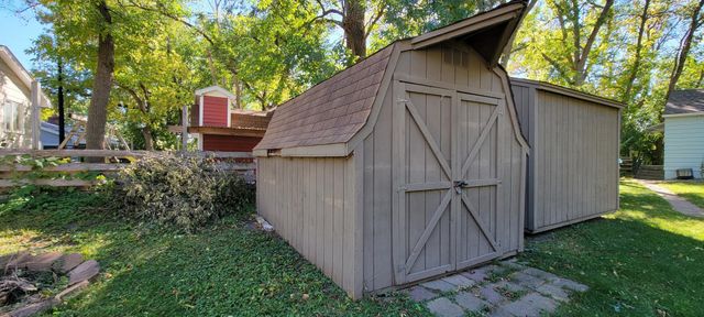 2335 Hemlock Lane N, Plymouth, MN 55441