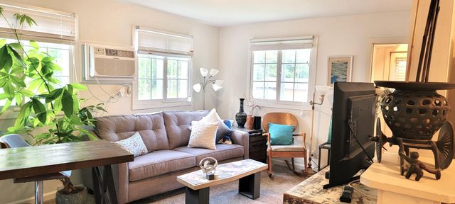 2335 Hemlock Lane N, Plymouth, MN 55441