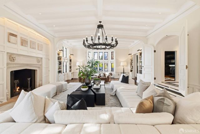 2500 Divisadero Street, San Francisco, CA 94115