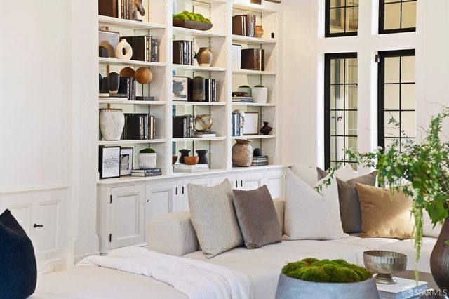 2500 Divisadero Street, San Francisco, CA 94115