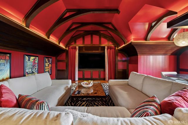 2500 Divisadero Street, San Francisco, CA 94115