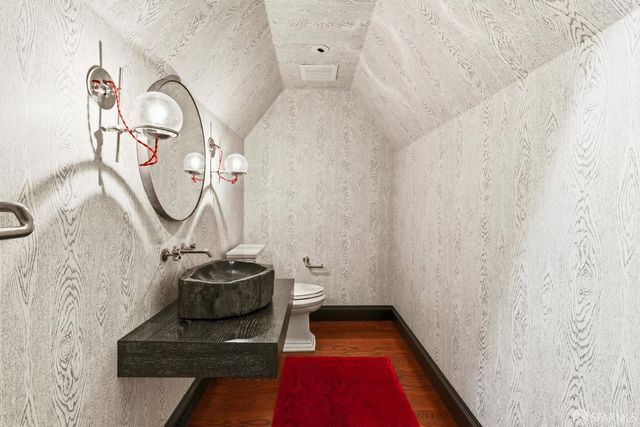 2500 Divisadero Street, San Francisco, CA 94115