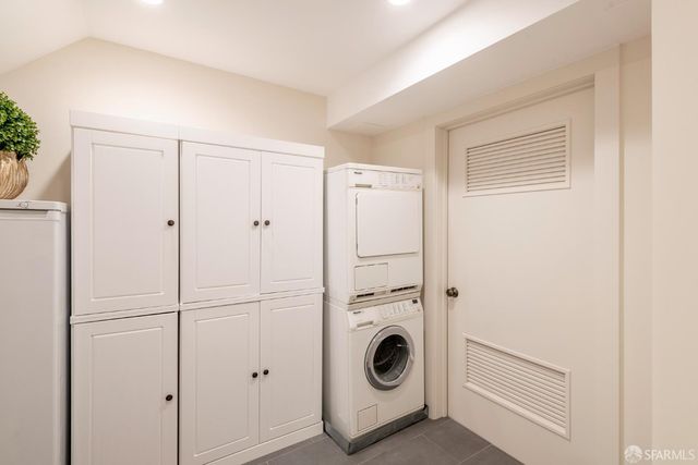 2500 Divisadero Street, San Francisco, CA 94115