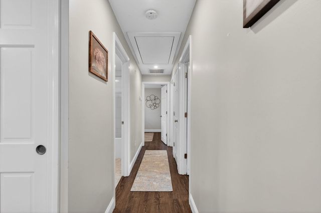 11 Pontiac Rd, Peabody, MA 01960