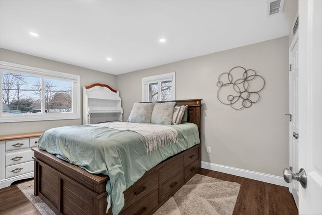 11 Pontiac Rd, Peabody, MA 01960