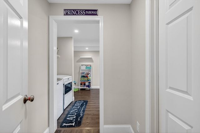 11 Pontiac Rd, Peabody, MA 01960