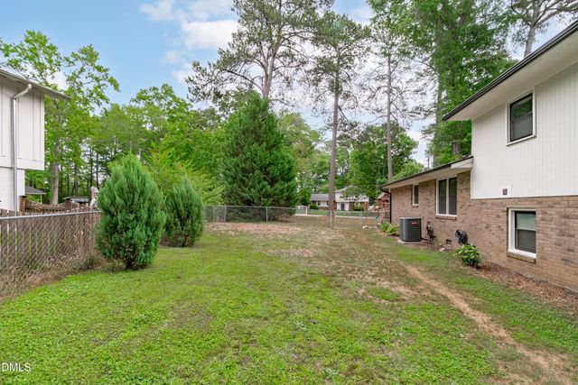 1403 Maple Avenue, Apex, NC 27502