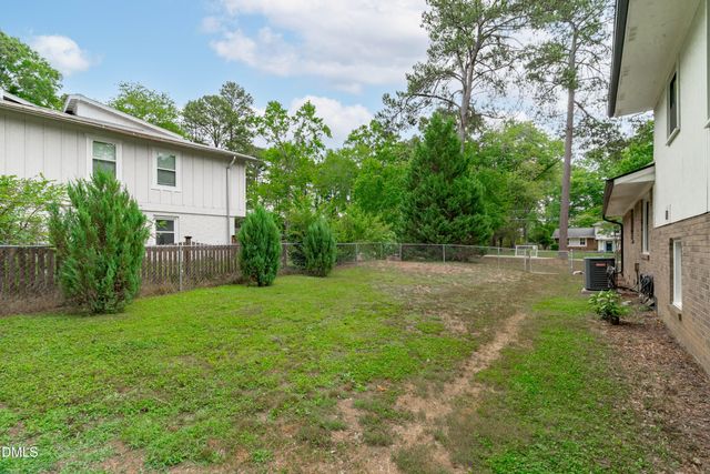 1403 Maple Avenue, Apex, NC 27502