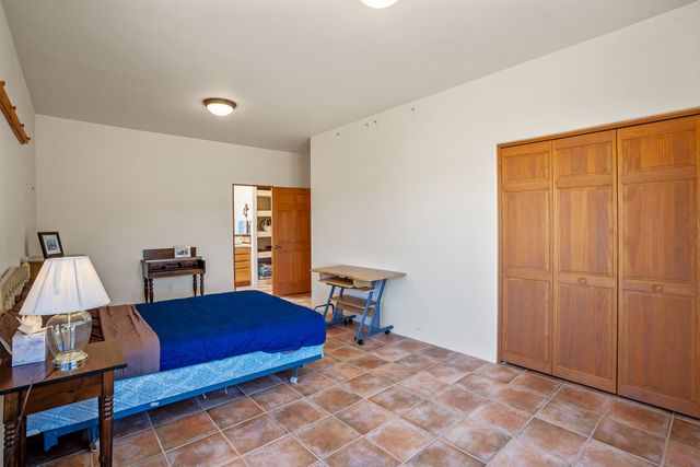 24 Camino Caballos Spur, Lamy, NM 87540