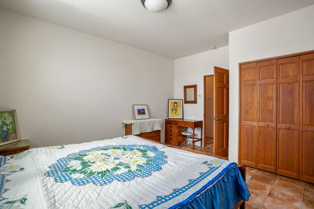 24 Camino Caballos Spur, Lamy, NM 87540