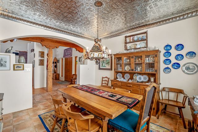 24 Camino Caballos Spur, Lamy, NM 87540