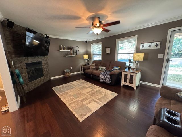 323 Lamb Drive, Piggott, AR 72454