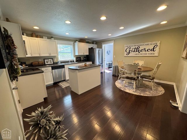 323 Lamb Drive, Piggott, AR 72454