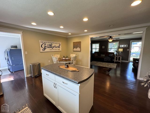 323 Lamb Drive, Piggott, AR 72454