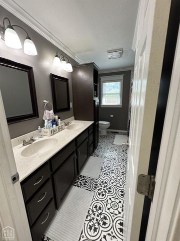 323 Lamb Drive, Piggott, AR 72454