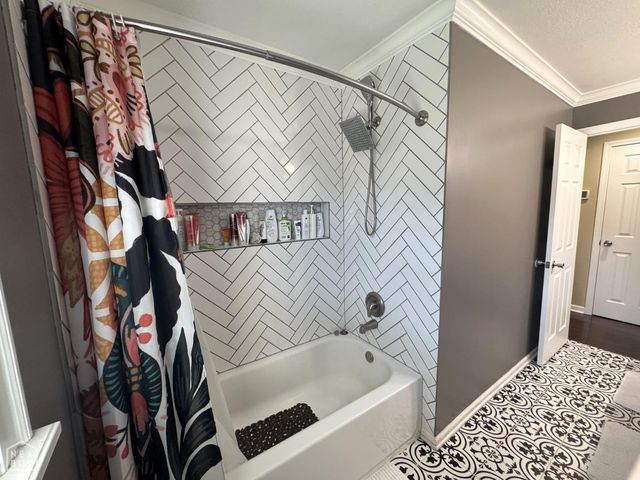 323 Lamb Drive, Piggott, AR 72454