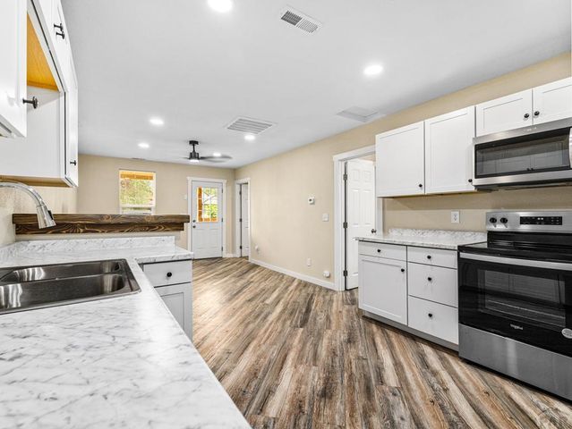 1219 Pine St, Pueblo, CO 81004