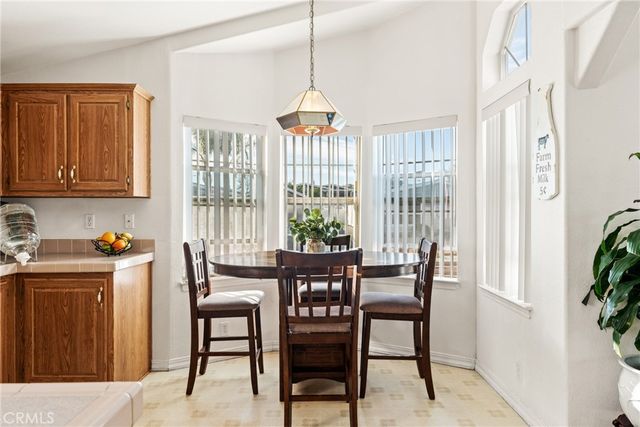 38094 Calle Amigable, Murrieta, CA 92563