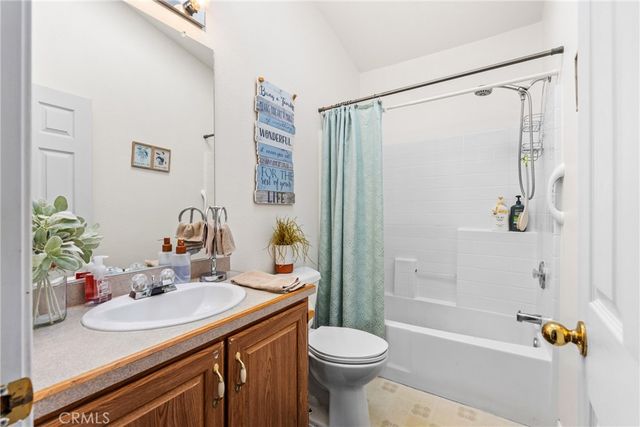 38094 Calle Amigable, Murrieta, CA 92563